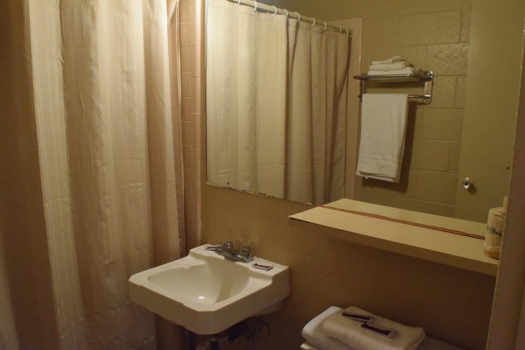 Imperial Motel Odessa Habitación foto